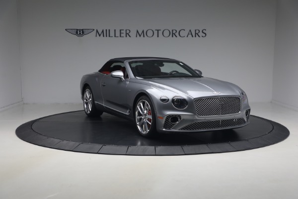 Used 2022 Bentley Continental GTC V8 for sale $219,900 at Miller Motorcars Aston Martin in Greenwich CT 06830 24