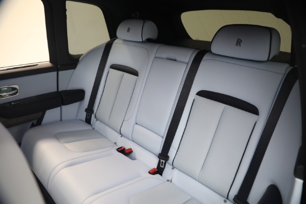 Used 2025 Rolls-Royce Cullinan for sale $419,900 at Miller Motorcars Aston Martin in Greenwich CT 06830 20