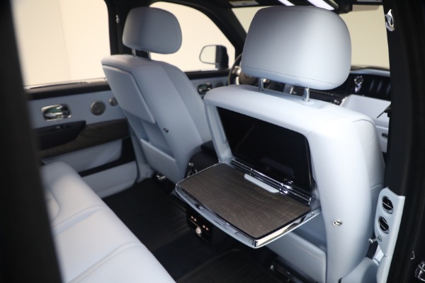 Used 2025 Rolls-Royce Cullinan for sale $419,900 at Miller Motorcars Aston Martin in Greenwich CT 06830 26