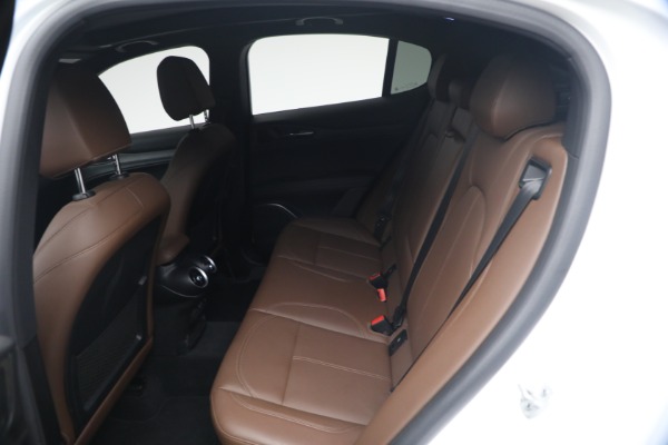 Used 2023 Alfa Romeo Stelvio Ti for sale $32,900 at Miller Motorcars Aston Martin in Greenwich CT 06830 15