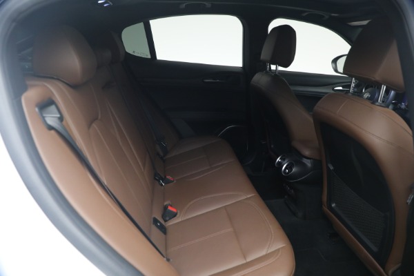 Used 2023 Alfa Romeo Stelvio Ti for sale $32,900 at Miller Motorcars Aston Martin in Greenwich CT 06830 18