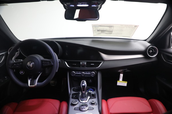 New 2026 Alfa Romeo Giulia Veloce for sale $55,870 at Miller Motorcars Aston Martin in Greenwich CT 06830 22