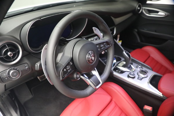 New 2026 Alfa Romeo Giulia Veloce for sale $55,870 at Miller Motorcars Aston Martin in Greenwich CT 06830 23