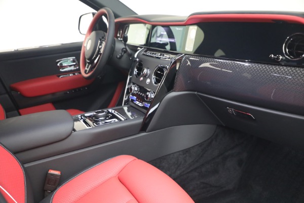 New 2027 Rolls-Royce Black Badge Cullinan for sale $569,350 at Miller Motorcars Aston Martin in Greenwich CT 06830 18