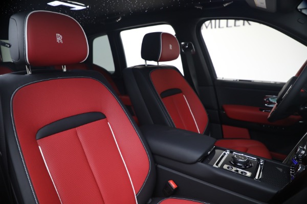 New 2027 Rolls-Royce Black Badge Cullinan for sale $569,350 at Miller Motorcars Aston Martin in Greenwich CT 06830 20