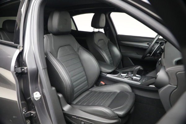 Used 2023 Alfa Romeo Stelvio Veloce for sale $34,900 at Miller Motorcars Aston Martin in Greenwich CT 06830 16