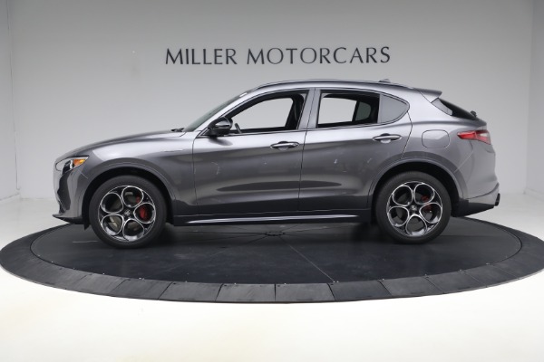 Used 2023 Alfa Romeo Stelvio Veloce for sale $34,900 at Miller Motorcars Aston Martin in Greenwich CT 06830 3