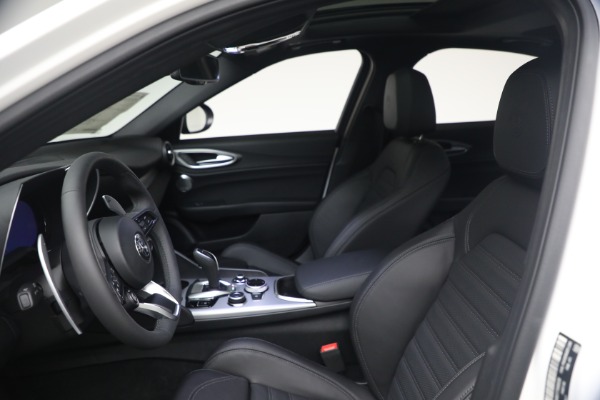 New 2026 Alfa Romeo Giulia Veloce for sale $57,670 at Miller Motorcars Aston Martin in Greenwich CT 06830 16