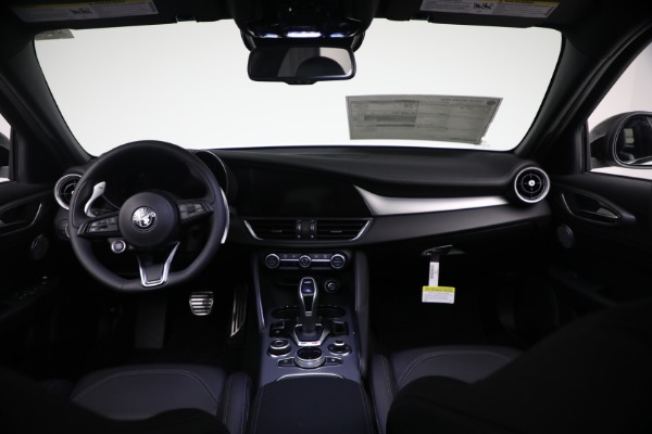 New 2026 Alfa Romeo Giulia Veloce for sale $57,670 at Miller Motorcars Aston Martin in Greenwich CT 06830 21