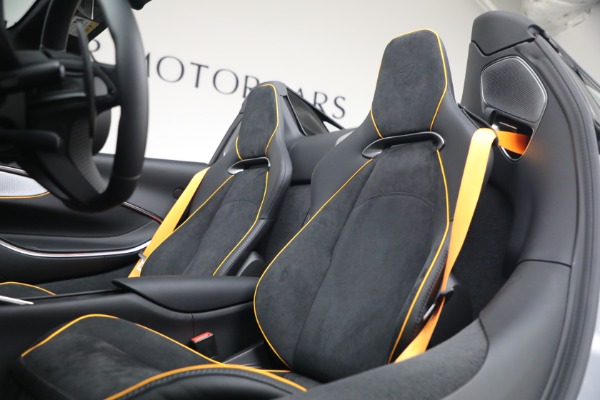 New 2026 McLaren Artura Spider Vision for sale $337,400 at Miller Motorcars Aston Martin in Greenwich CT 06830 28