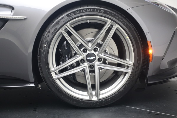 New 2026 Aston Martin Vantage S Roadster for sale $277,680 at Miller Motorcars Aston Martin in Greenwich CT 06830 27