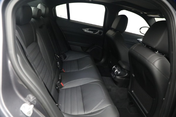 New 2026 Alfa Romeo Giulia Veloce for sale $55,815 at Miller Motorcars Aston Martin in Greenwich CT 06830 18
