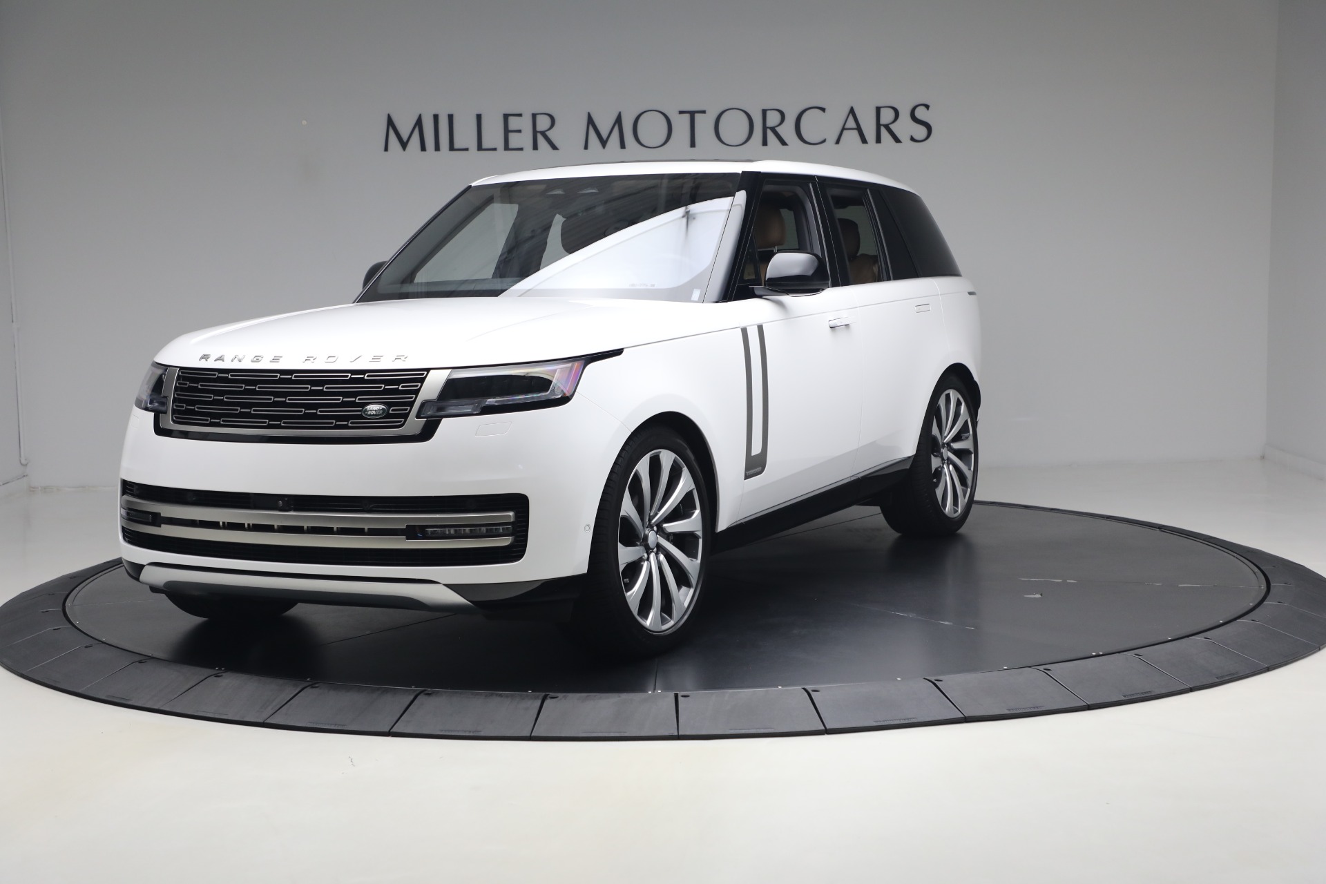 Used 2023 Land Rover Range Rover P530 Autobiography for sale $99,900 at Miller Motorcars Aston Martin in Greenwich CT 06830 1