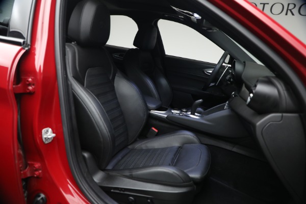 Used 2023 Alfa Romeo Giulia Veloce for sale $33,900 at Miller Motorcars Aston Martin in Greenwich CT 06830 16