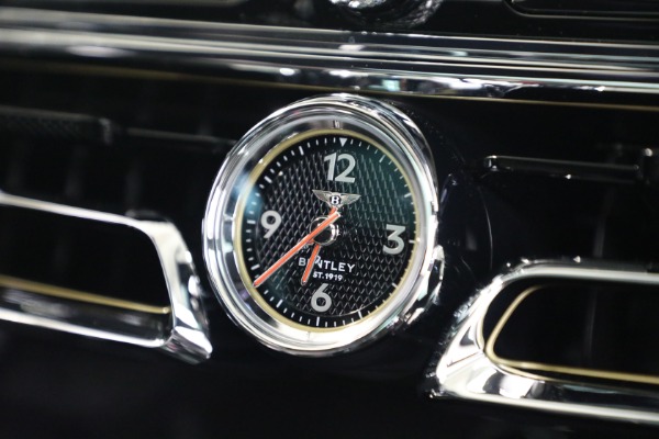 Used 2022 Bentley Flying Spur W12 for sale $195,900 at Miller Motorcars Aston Martin in Greenwich CT 06830 25