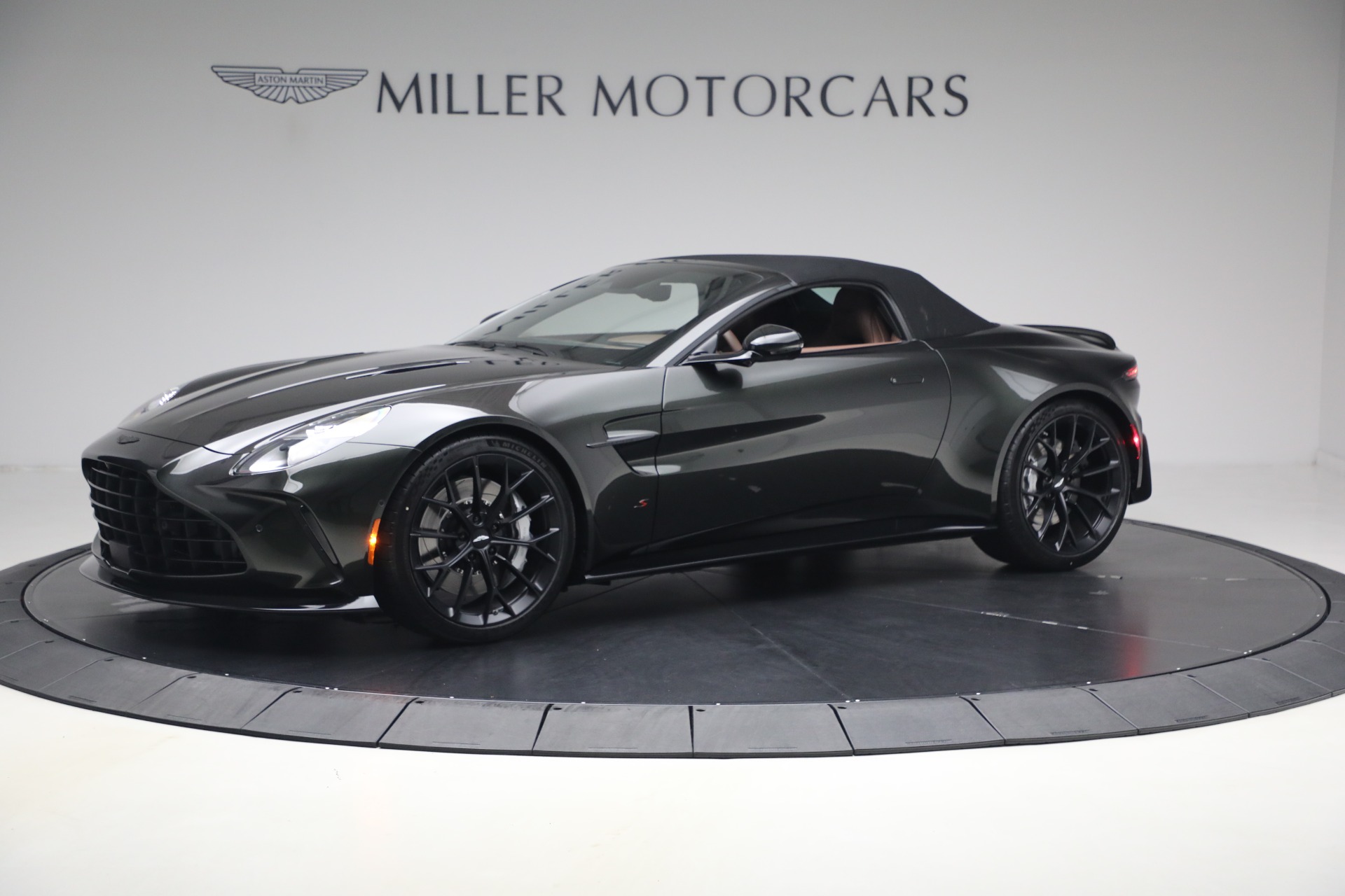 2026 Aston Martin Vantage Base - Photo 14