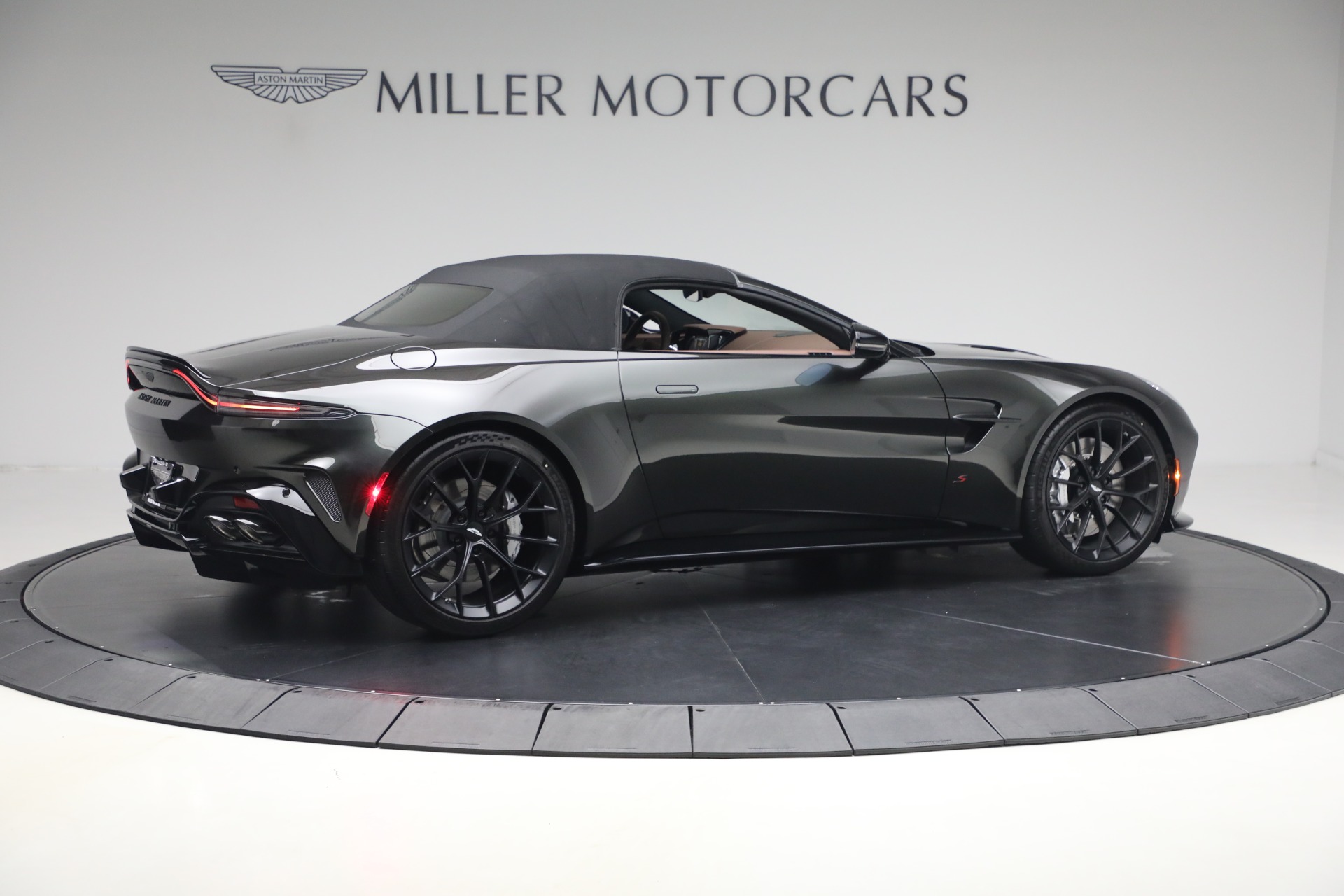 2026 Aston Martin Vantage Base - Photo 20