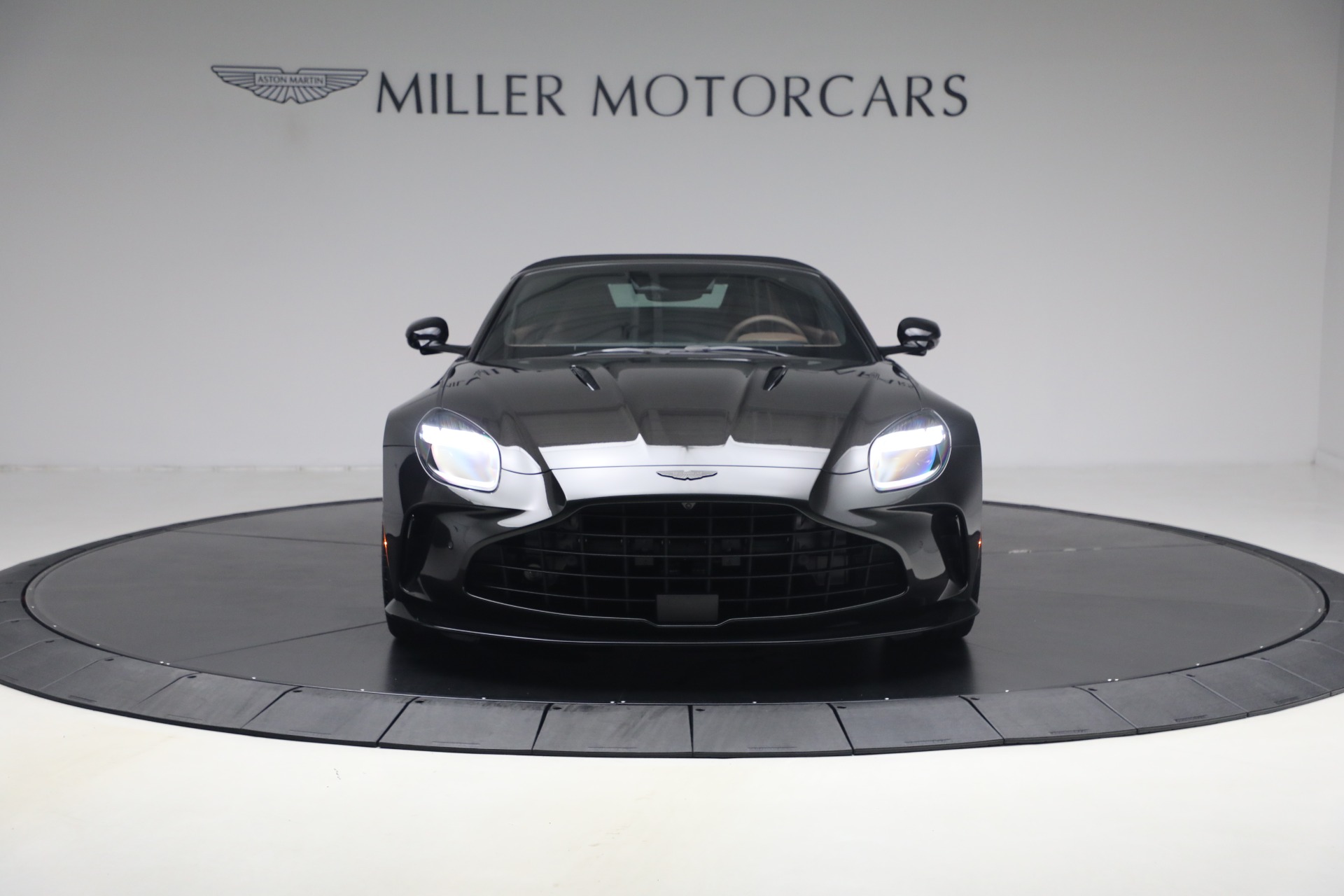 2026 Aston Martin Vantage Base - Photo 24