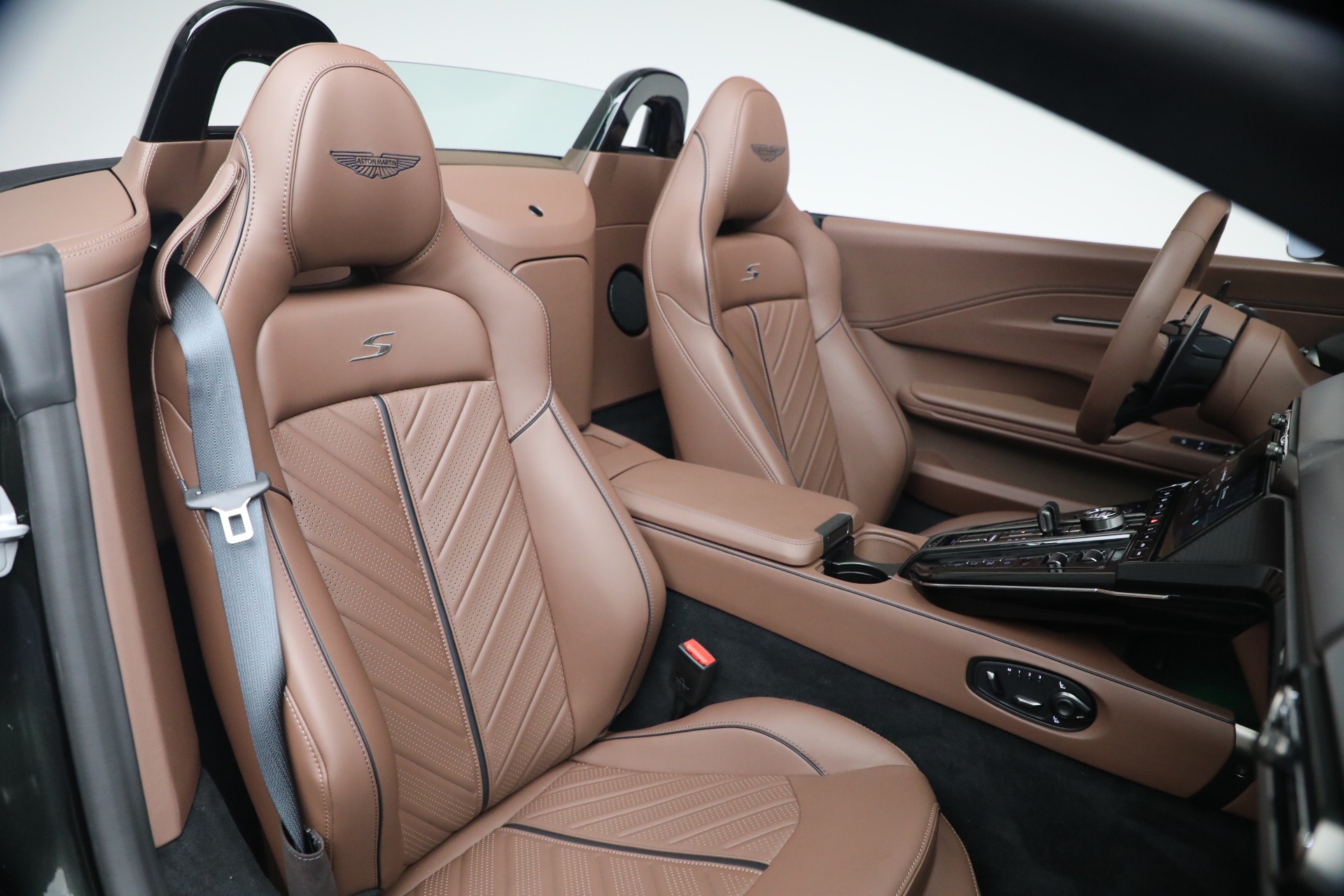 2026 Aston Martin Vantage Base - Photo 38