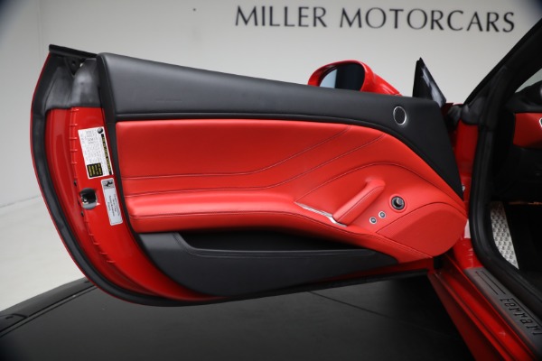 Used 2017 Ferrari California T for sale $163,900 at Miller Motorcars Aston Martin in Greenwich CT 06830 28