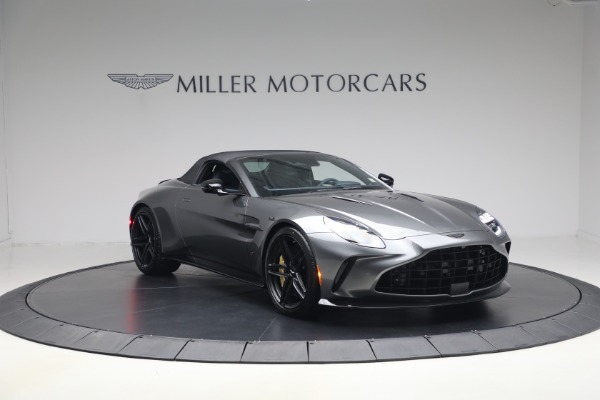 New 2026 Aston Martin Vantage S Roadster for sale $295,000 at Miller Motorcars Aston Martin in Greenwich CT 06830 23