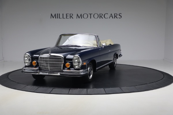 Used 1971 Mercedes-Benz 280SE 3.5 Cabriolet for sale $475,000 at Miller Motorcars Aston Martin in Greenwich CT 06830 10