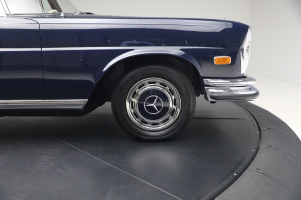 Used 1971 Mercedes-Benz 280SE 3.5 Cabriolet for sale $475,000 at Miller Motorcars Aston Martin in Greenwich CT 06830 21