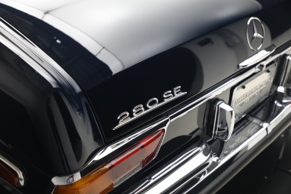 Used 1971 Mercedes-Benz 280SE 3.5 Cabriolet for sale $475,000 at Miller Motorcars Aston Martin in Greenwich CT 06830 22