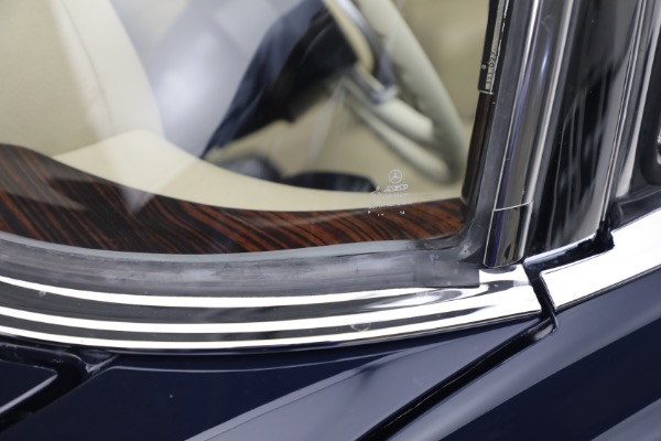 Used 1971 Mercedes-Benz 280SE 3.5 Cabriolet for sale $475,000 at Miller Motorcars Aston Martin in Greenwich CT 06830 27