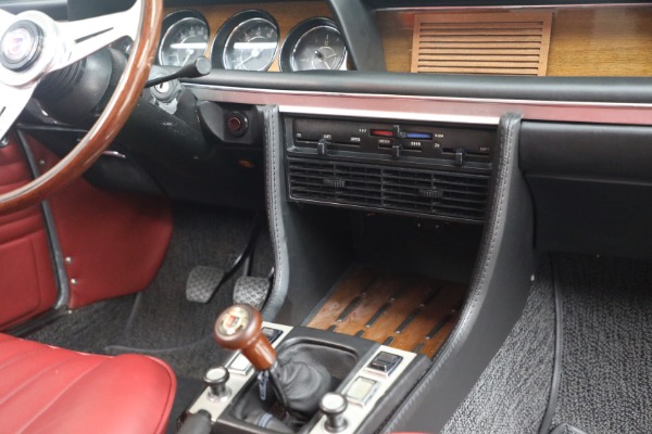 Used 1974 BMW 3.0CSi for sale $175,000 at Miller Motorcars Aston Martin in Greenwich CT 06830 26