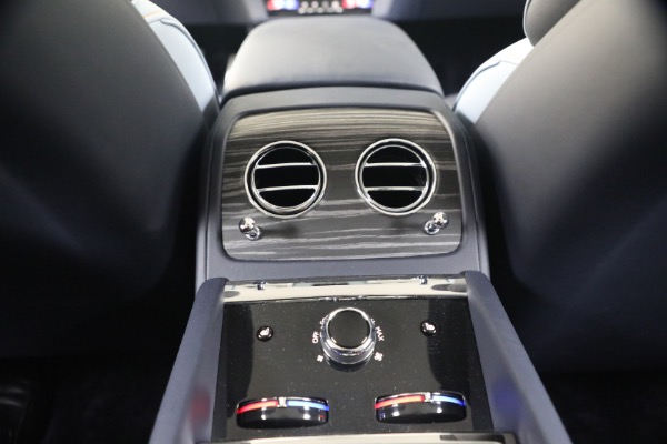 Used 2024 Rolls-Royce Spectre for sale $345,900 at Miller Motorcars Aston Martin in Greenwich CT 06830 28