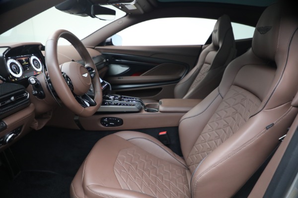 Used 2025 Aston Martin Vanquish for sale $429,900 at Miller Motorcars Aston Martin in Greenwich CT 06830 21