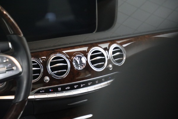 Used 2019 Mercedes-Benz S-Class S 560 4MATIC for sale $49,900 at Miller Motorcars Aston Martin in Greenwich CT 06830 23
