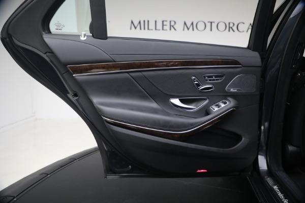 Used 2019 Mercedes-Benz S-Class S 560 4MATIC for sale $49,900 at Miller Motorcars Aston Martin in Greenwich CT 06830 27