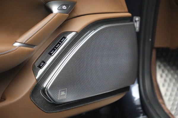 Used 2025 Ferrari Roma Spider for sale $309,900 at Miller Motorcars Aston Martin in Greenwich CT 06830 25